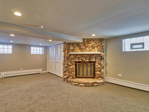 232 E 142nd St, Dolton, IL 60419 photo 2