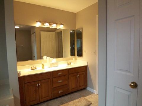 772 Red Oak Dr, Bartlett, IL 60103 photo 21