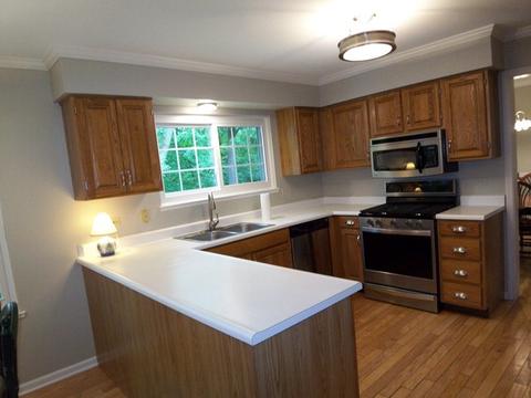 772 Red Oak Dr, Bartlett, IL 60103 photo 9