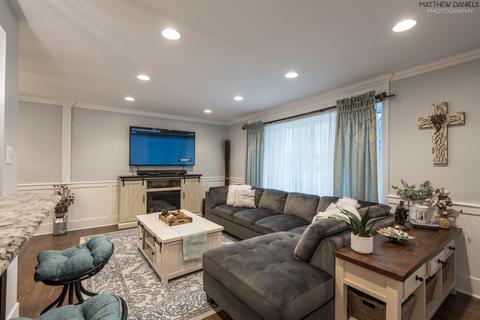 7660 S Octavia Ave, Bridgeview, IL 60455 photo 5