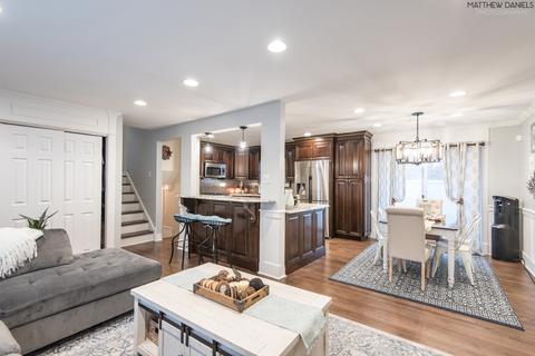 7660 S Octavia Ave, Bridgeview, IL 60455 photo 7