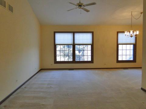 610 Chatham Cir, Algonquin, IL 60102 photo 4