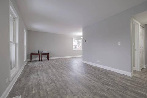 1156 S Appletree Ln, Bartlett, IL 60103 photo 5