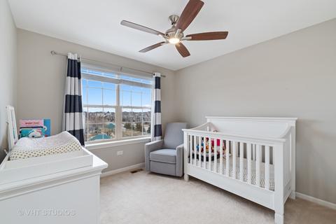 2010 Dauntless Dr, Glenview, IL 60026 photo 16