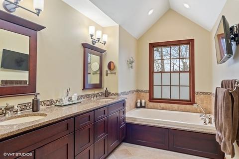 1217 Triple Crown Ct, Bartlett, IL 60103 photo 23