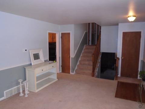 415 Scott St, Algonquin, IL 60102 photo 2