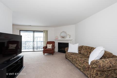 1450 Johnstown Ln #C, Wheaton, IL 60189 photo 3