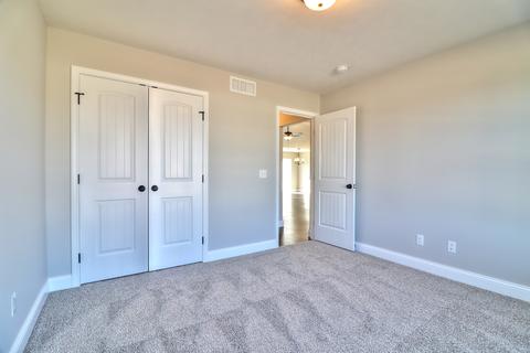 3907 Slate Dr, Champaign, IL 61822 photo 21