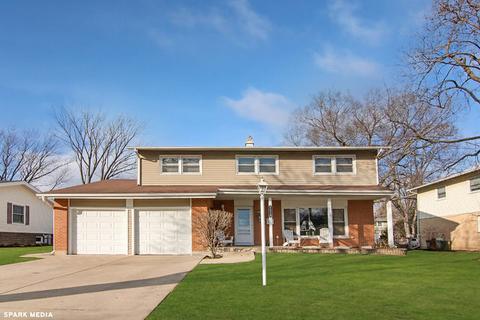 1110 Juniper Ln, Mount Prospect, IL 60056 photo 1
