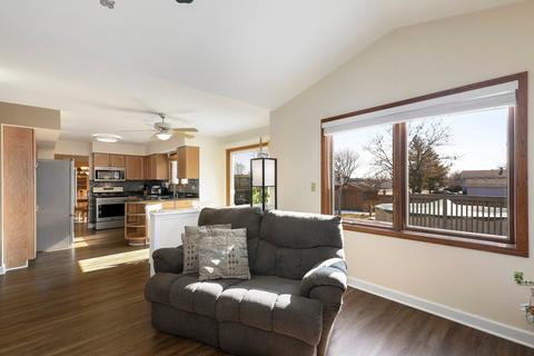 962 Millwood Dr, Bartlett, IL 60103 photo 9