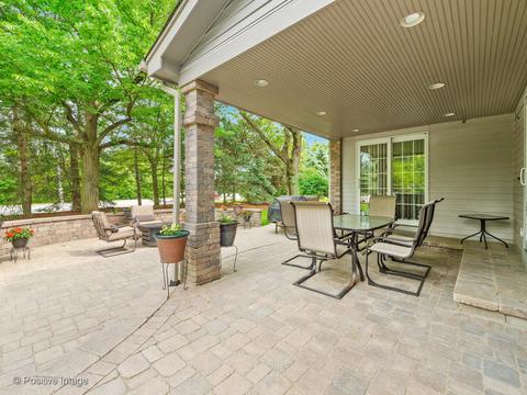 6801 Caitlin Ct, Willowbrook, IL 60527 photo 24