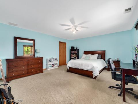 6801 Caitlin Ct, Willowbrook, IL 60527 photo 19