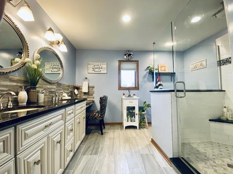 831 Trask St, Aurora, IL 60505 photo 29