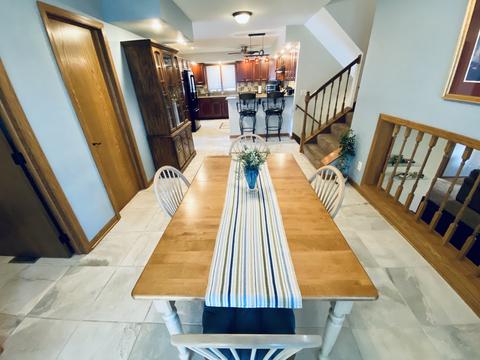 831 Trask St, Aurora, IL 60505 photo 17