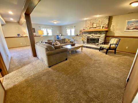 831 Trask St, Aurora, IL 60505 photo 33