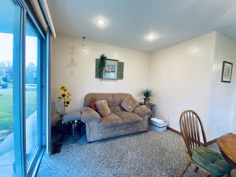 831 Trask St, Aurora, IL 60505 photo 19