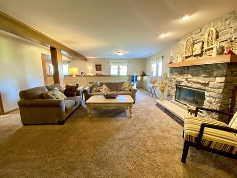831 Trask St, Aurora, IL 60505 photo 34