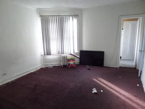 2015 E 74th St, Chicago, IL 60649 photo 4