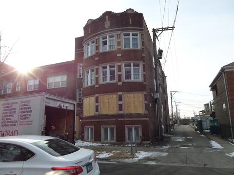 2015 E 74th St, Chicago, IL 60649 photo 1