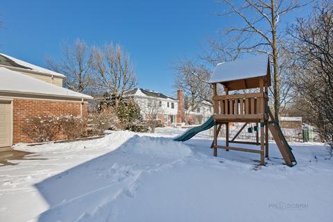 235 Coachmaker Dr, Northbrook, IL 60062 photo 26