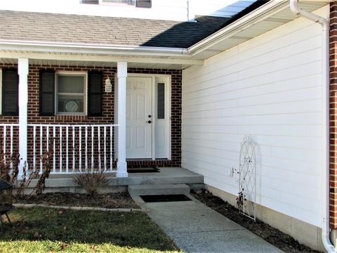 1701 Periwinkle Dr, Morris, IL 60450 photo 2