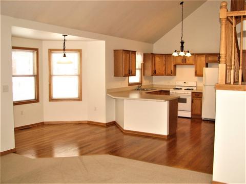 1701 Periwinkle Dr, Morris, IL 60450 photo 5