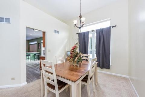 7477 Clem Dr, Gurnee, IL 60031 photo 10