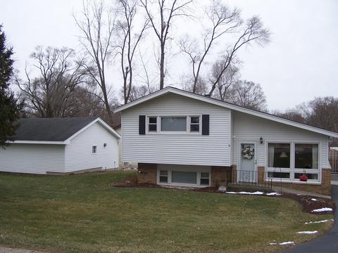 4801 W Shore Dr, Mchenry, IL 60050 photo 1