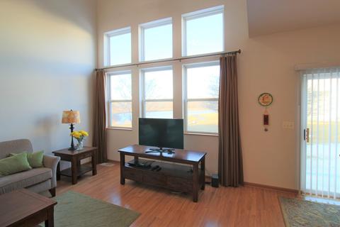 2364 Reflections Dr, Aurora, IL 60502 photo 3