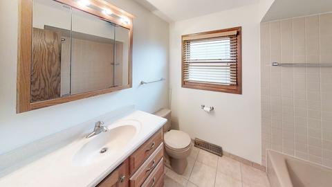 1001 E Ardyce Ln, Mount Prospect, IL 60056 photo 17