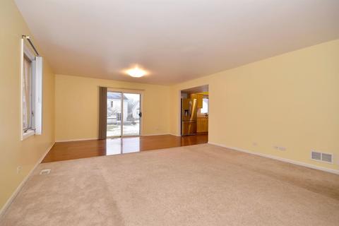 933 Hillside Ct, Bartlett, IL 60103 photo 13