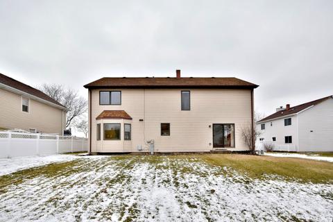 933 Hillside Ct, Bartlett, IL 60103 photo 29