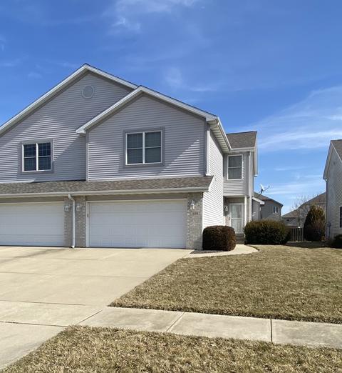 1196 Onyx Ln, Normal, IL 61761 photo 1