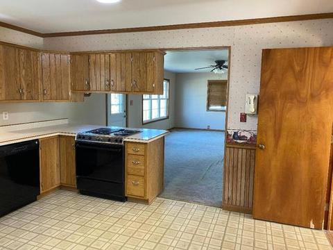 107 E Main St, Royal, IL 61871 photo 16