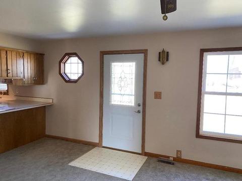 107 E Main St, Royal, IL 61871 photo 7