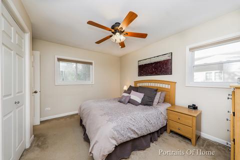 575 Kingman Ln, Hoffman Estates, IL 60169 photo 11