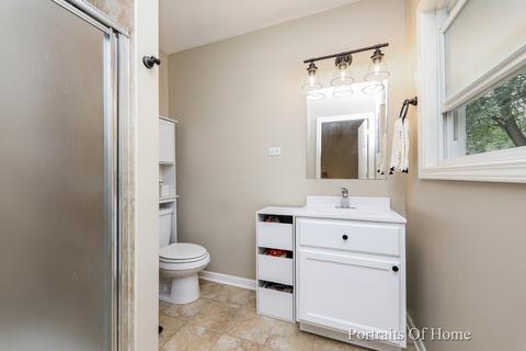 575 Kingman Ln, Hoffman Estates, IL 60169 photo 12