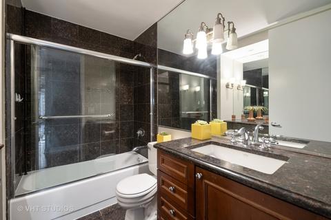 30 E Huron St #3309, Chicago, IL 60611 photo 9
