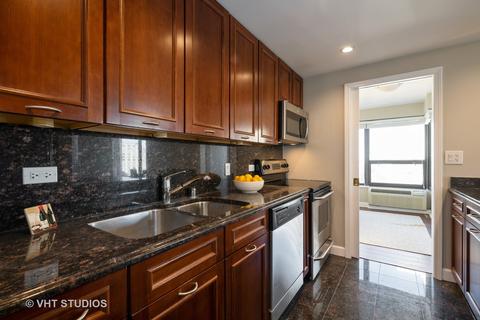 30 E Huron St #3309, Chicago, IL 60611 photo 4