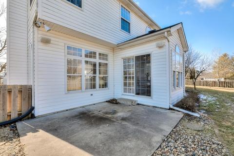2 Sable Oaks Ct, Bloomington, IL 61704 photo 39