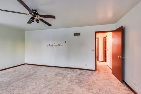 1985 Monday Dr, Elgin, IL 60123 photo 25
