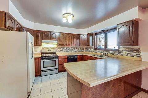 1985 Monday Dr, Elgin, IL 60123 photo 12