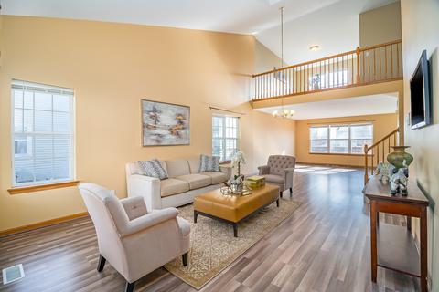 1773 Hazelnut Ln, Aurora, IL 60504 photo 4