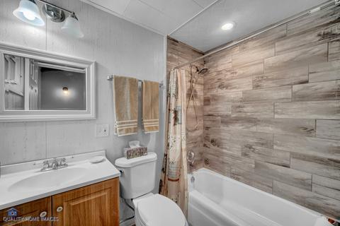 357 W Army Trail Blvd, Addison, IL 60101 photo 18