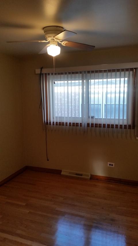 319 E 89th Pl, Chicago, IL 60619 photo 8