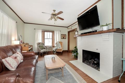 480 Arlington Ave, Elgin, IL 60120 photo 3