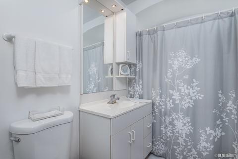 7514 W Devon Ave, Chicago, IL 60631 photo 16