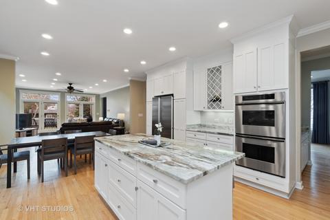 2000 Dewes St, Glenview, IL 60025 photo 9