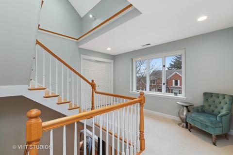 2000 Dewes St, Glenview, IL 60025 photo 16