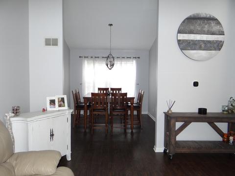 1370 Eliot Trl, Elgin, IL 60120 photo 8